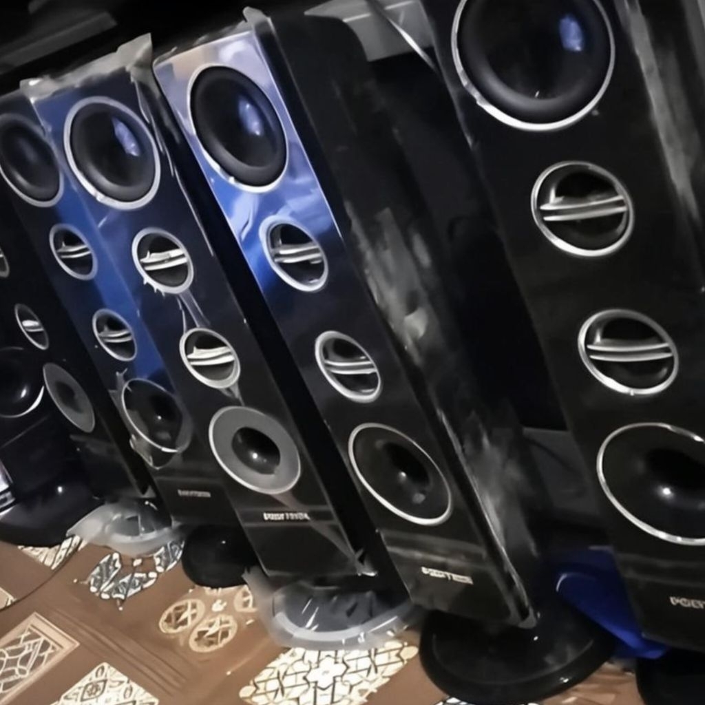 SPEAKER PASIF POLYTRON 32 INCH