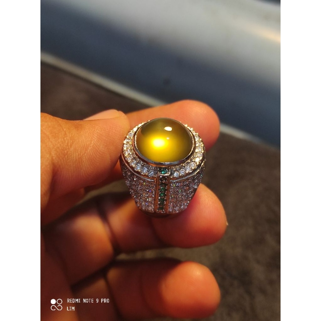 Batu Akik Idocrase Bio Solar change color