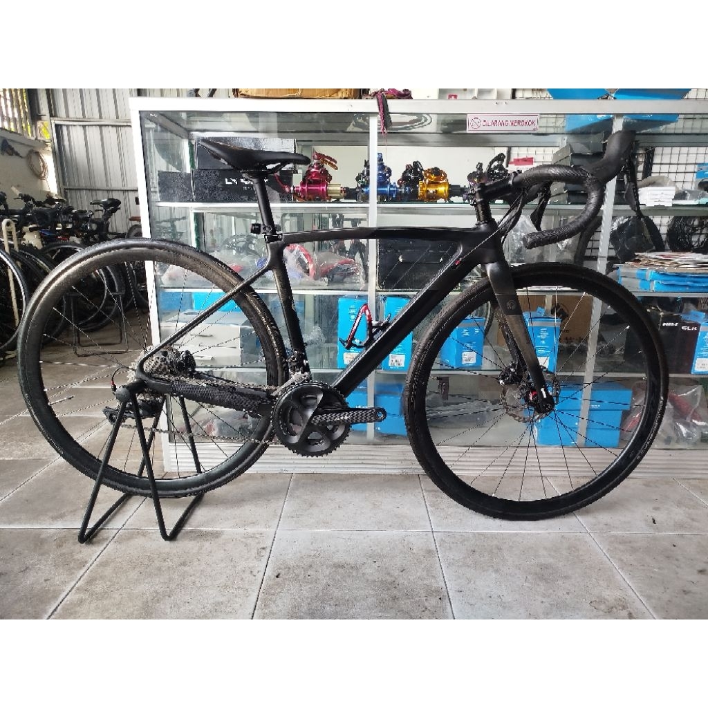 Strattos S8D size XS