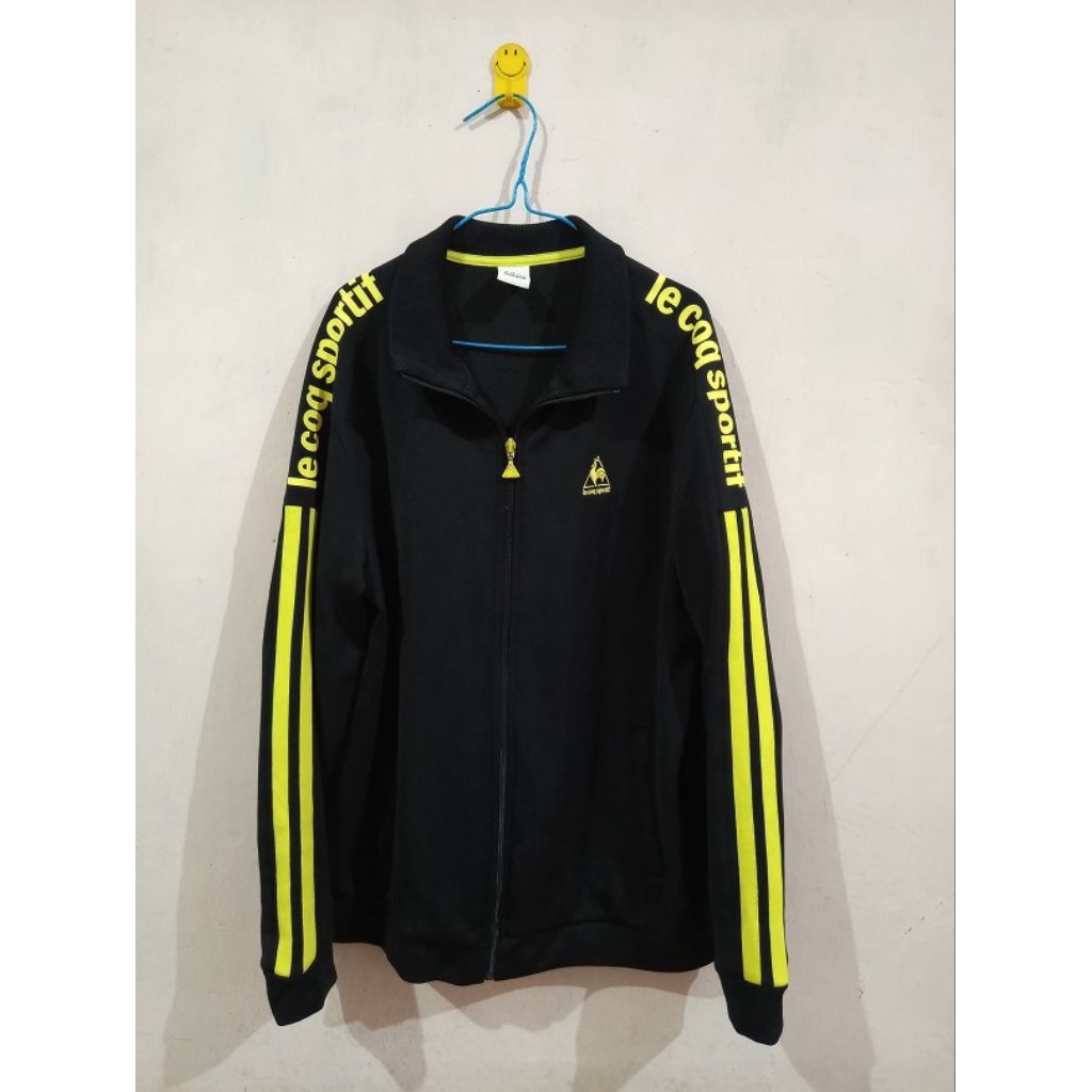 Tracktop Lecoq Spellout Hitam Kuning