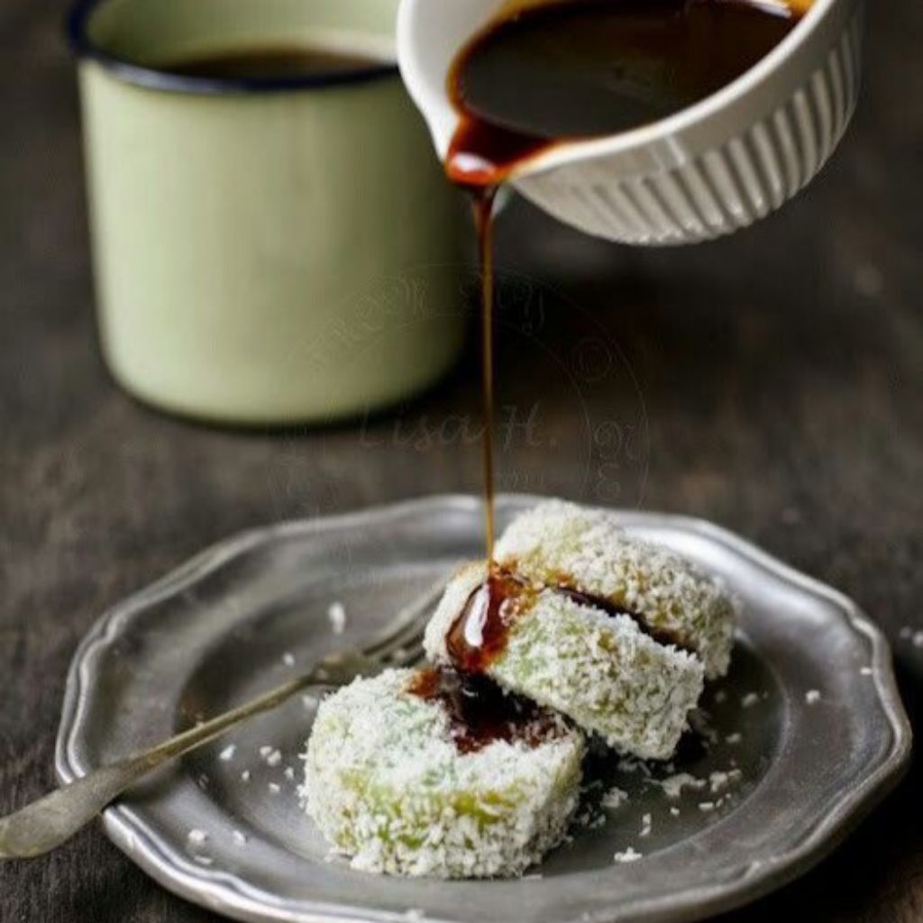 Lupis Ketan Siap Saji