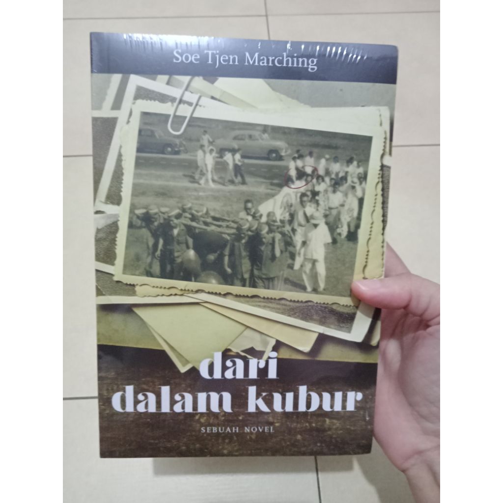 Buku Novel Marjin Kiri Dari Dalam Kubur Metode Jakarta Lenyap Di balik bendera persatuan kekerasan b