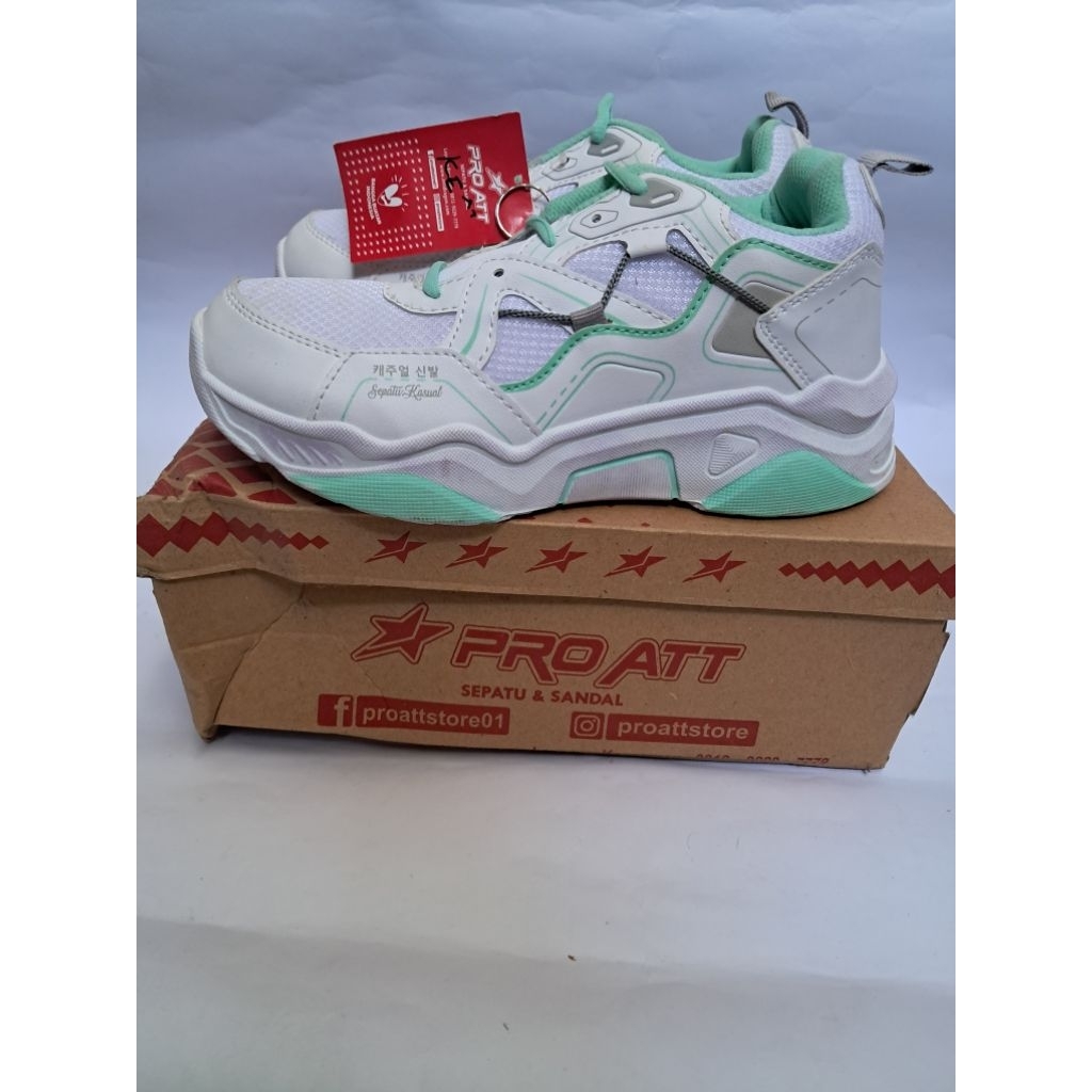 sepatu pro-att wanita seris LJK 24 warna putih/hijau
