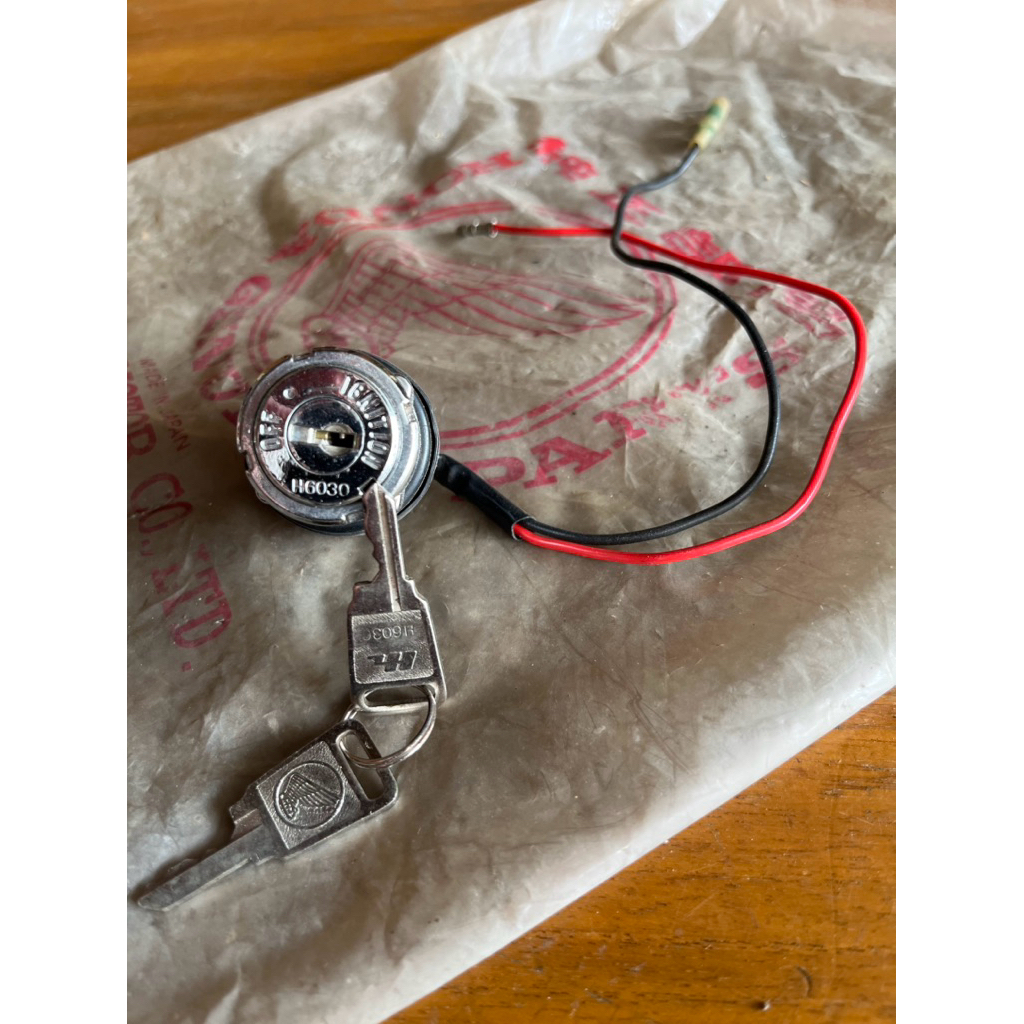 Kunci kontak CB100 35100-324-760 Original Honda Jepang Kunci Kontak CB 100 CB 125 Original Japan