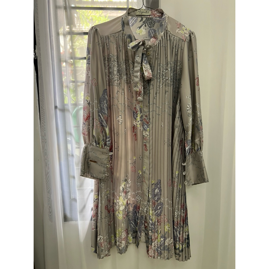 PRELOVED TUNIK MOTIF MYOUTFIT