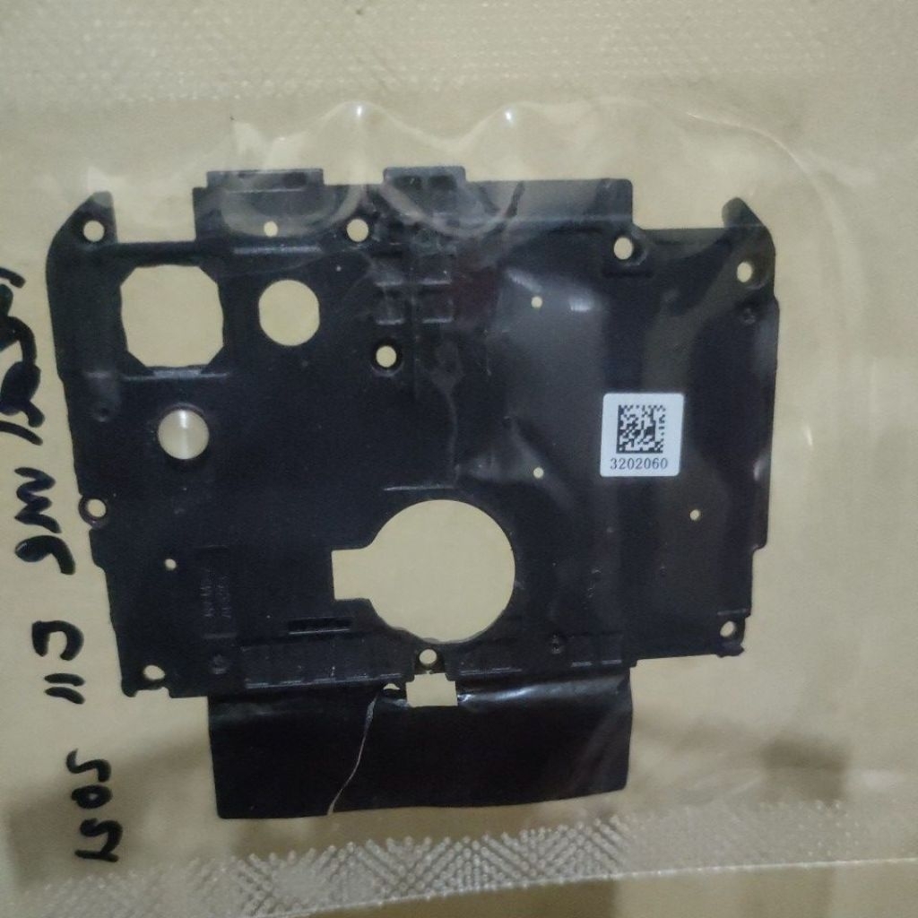 Tutup mesin Realme C11 2021