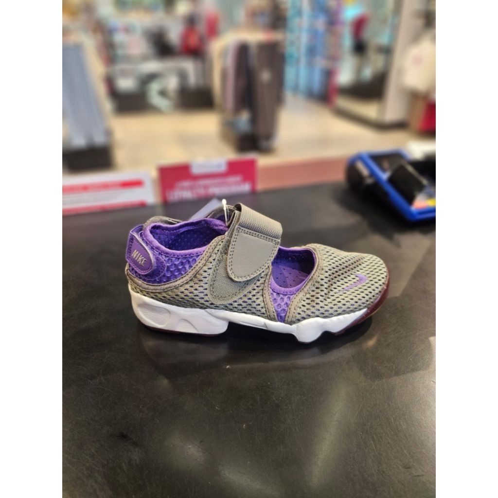 Best seller 2026 nike air rift for kids original