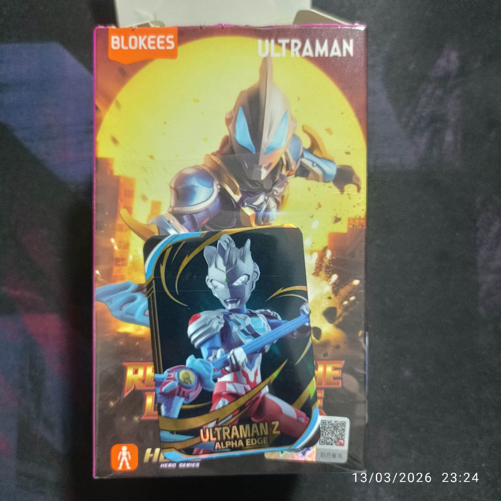 Figure Galaxy Version S 01 Ultraman Z Alpha Edge