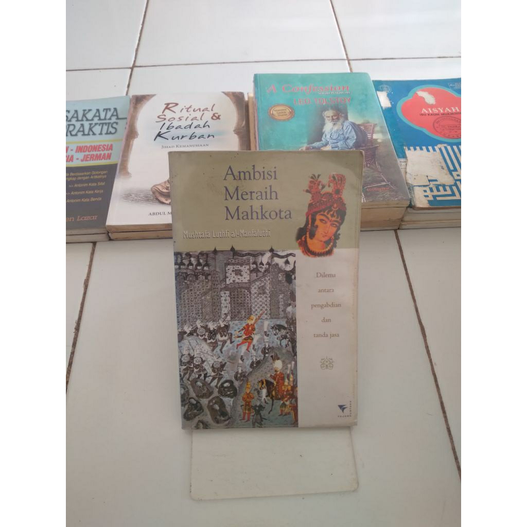 ambisi meraih mahkota