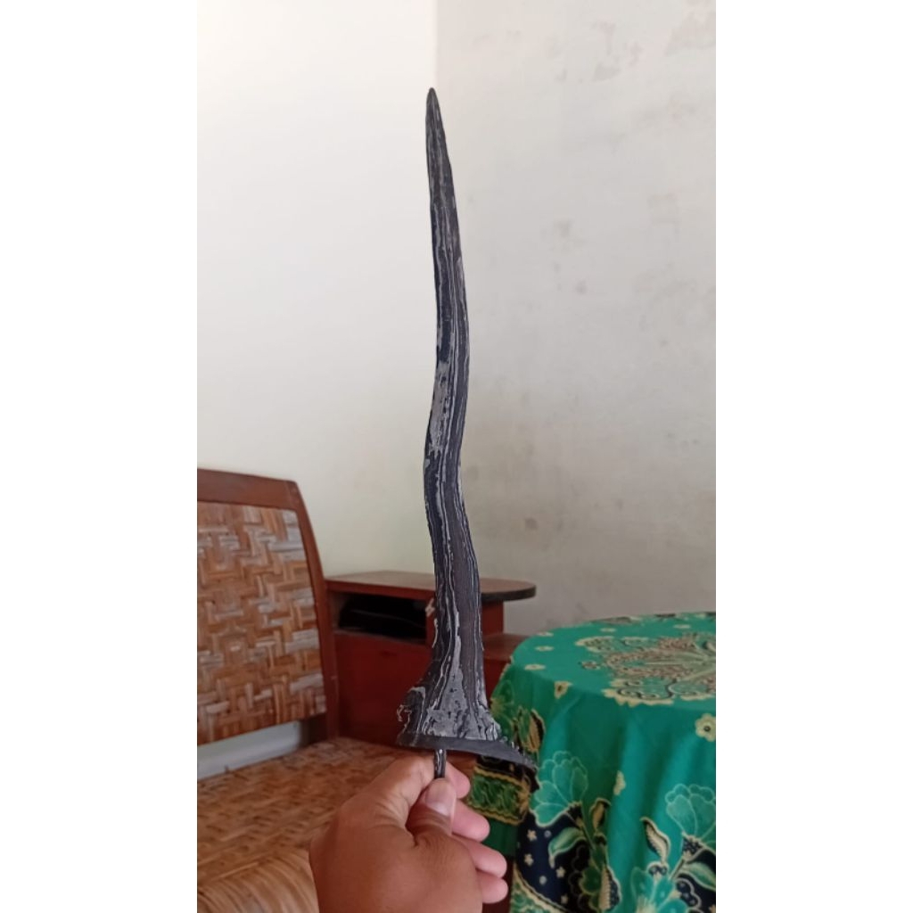 Bilah Keris Jangkung Luk 3 Pamor Ngulit Semongko