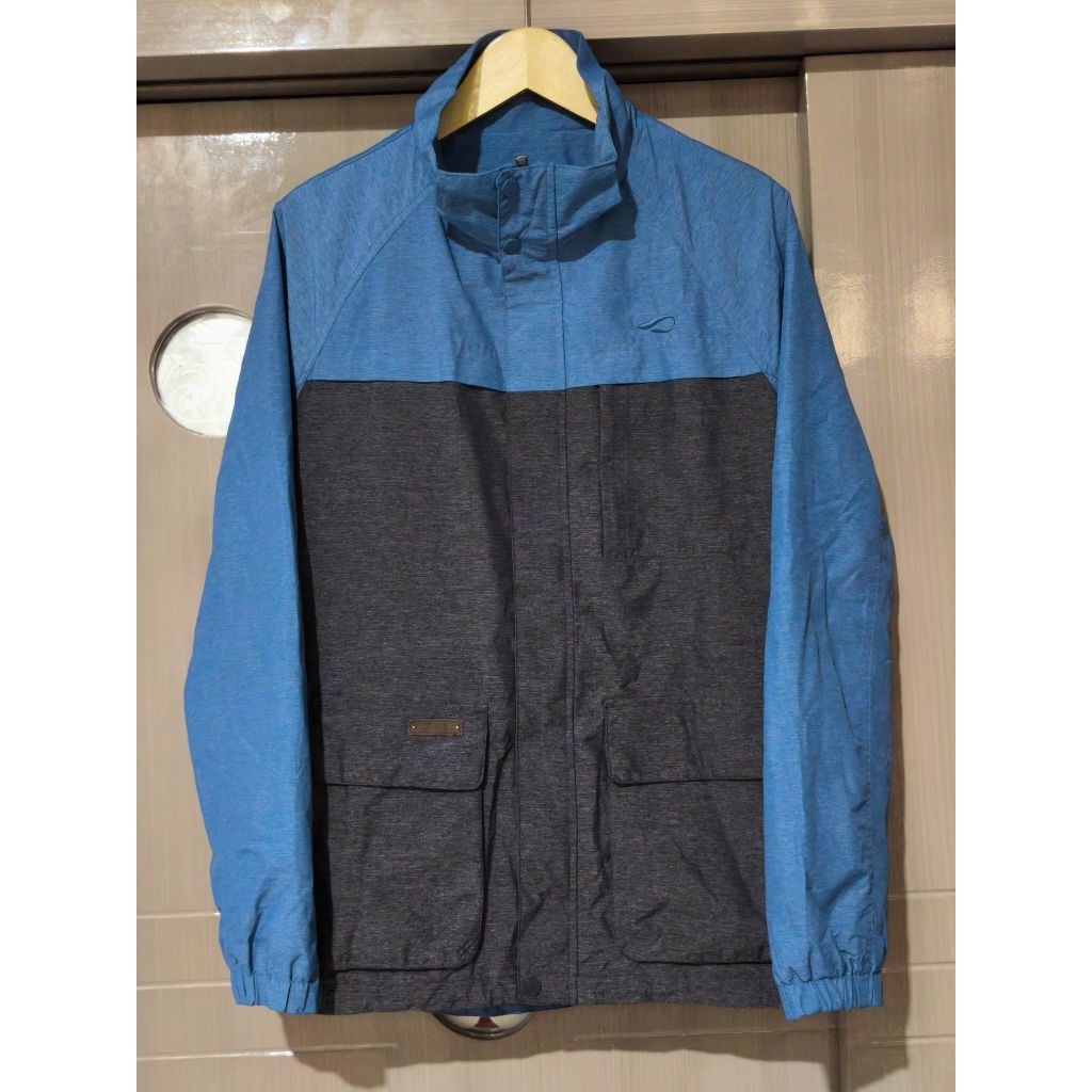 Jacket outdoor prospecs anti air seperti baru