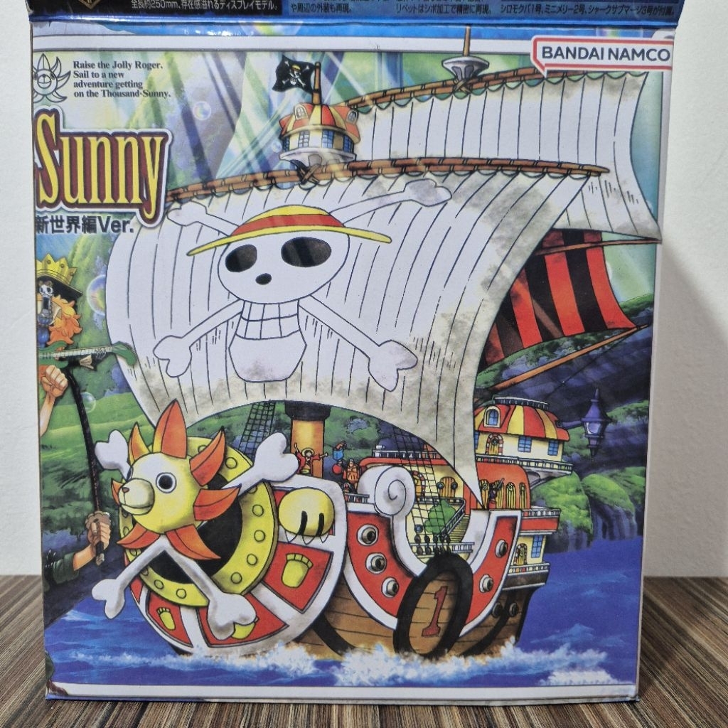 Action figure One Piece kapal Thousand Sunny go 25cm kws mugiwara crew
