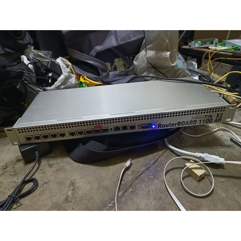 Mikrotik rb1100ahx2