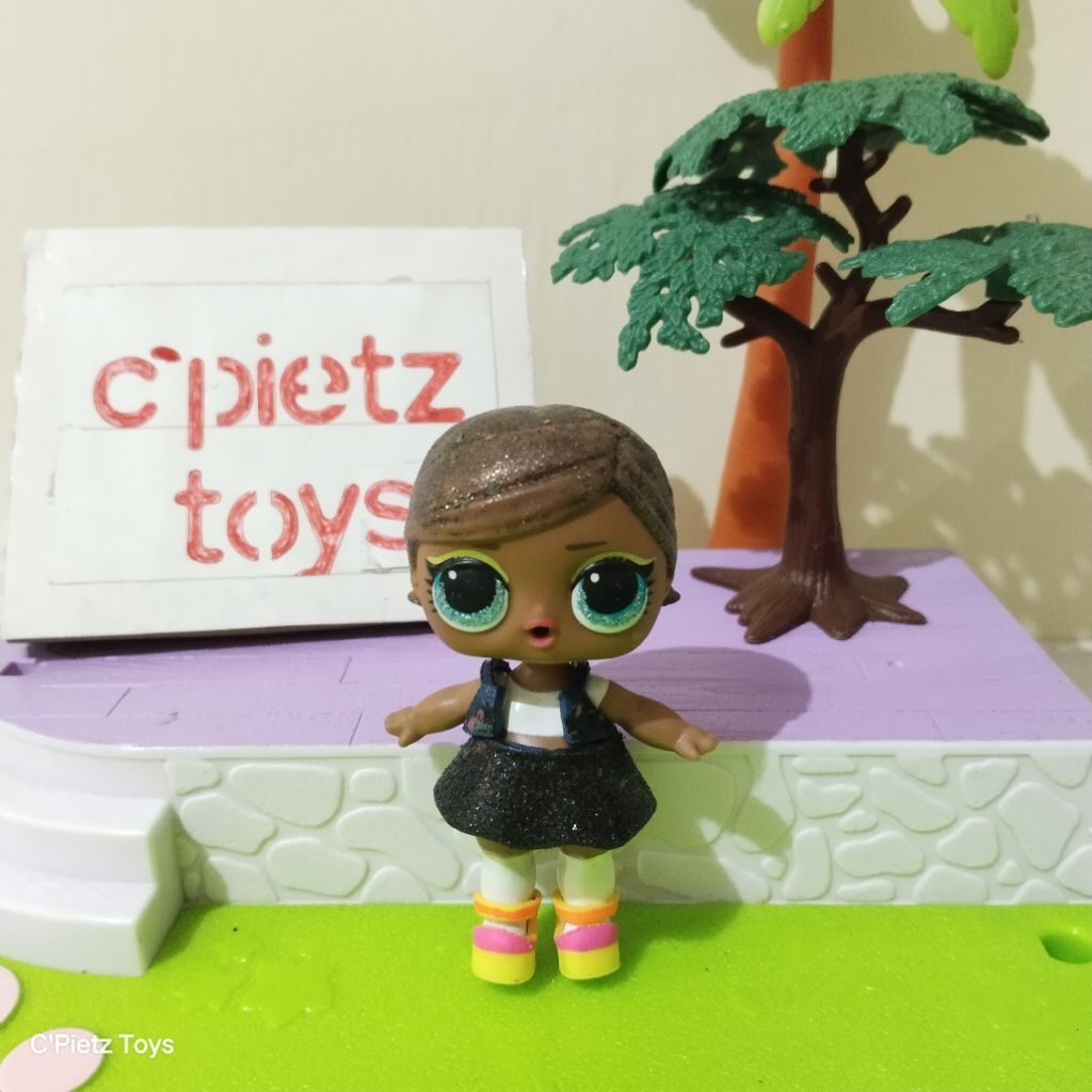 Figure MGA LOL Surprise Doll Big Sister Sis Drip Drop Lights Glitter Series (Second/Preloved)