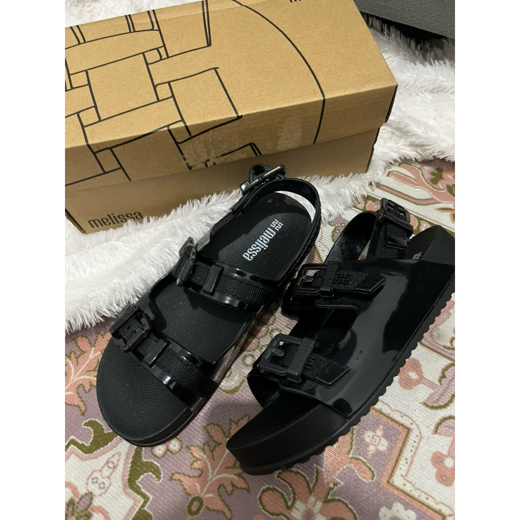 preloved melissa black