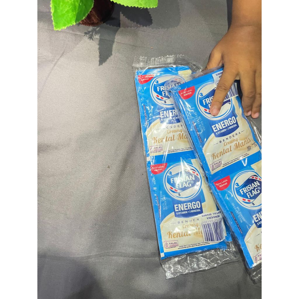 Frisian flag kental manis sachet || susu sachet Frisian flag putih