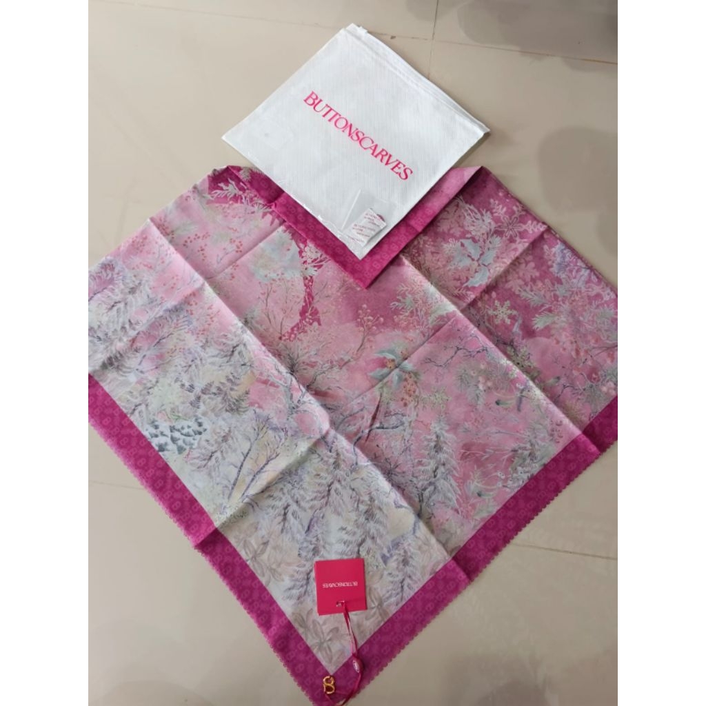 buttonscarves holiday plum
