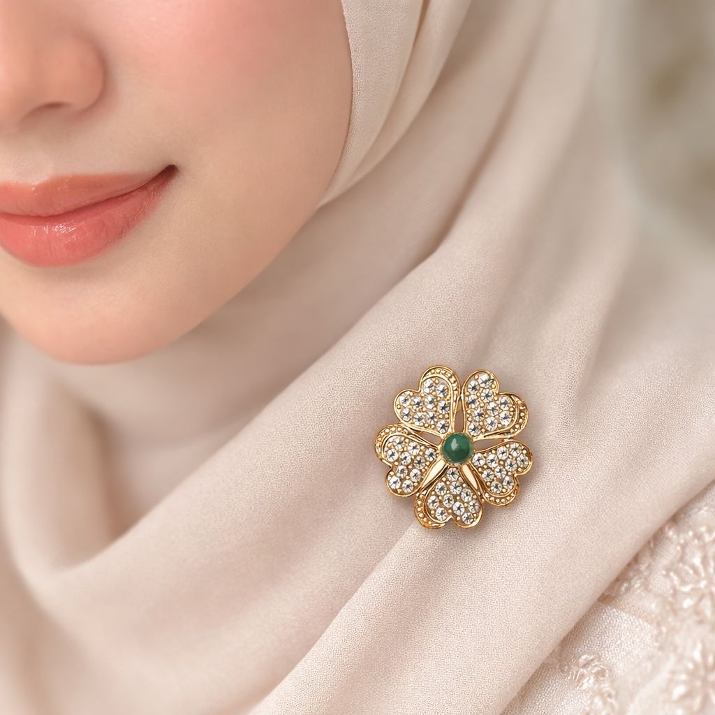 Bros Mutiara Tawar Asli / Bros  Kebaya / Mutiara Tawar Asli Bersertifikat Keaslian / Bros Dipakai Se