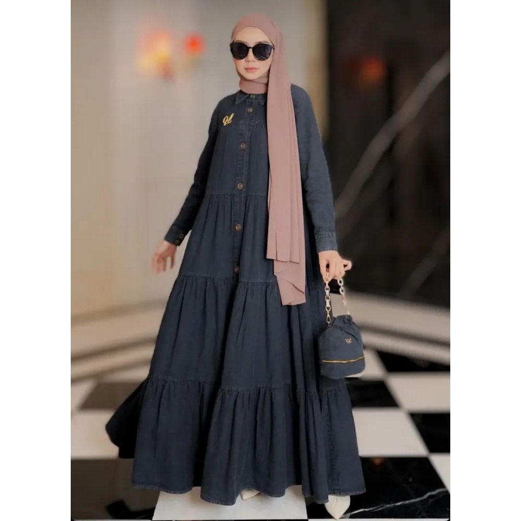 Urfimutiyaro Four Season Snow Size L (Dress Only)