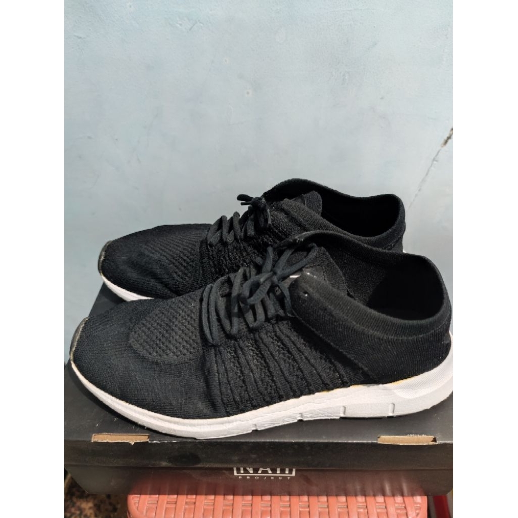 Sepatu NAH Project Yoga FlexKnit v2.0 Carbon Black