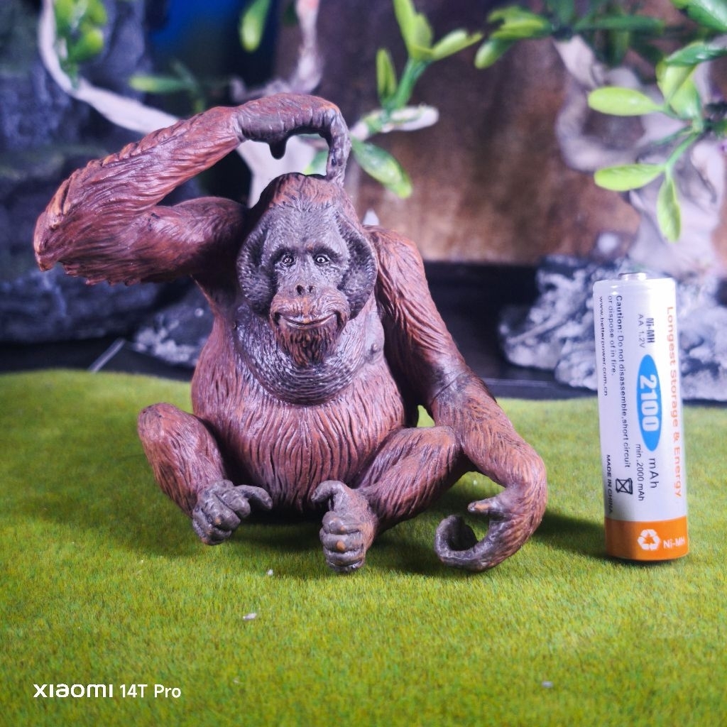 Papo 2010 Orangutan figure