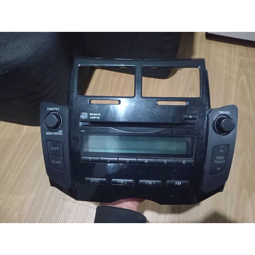 head unit toyota yaris