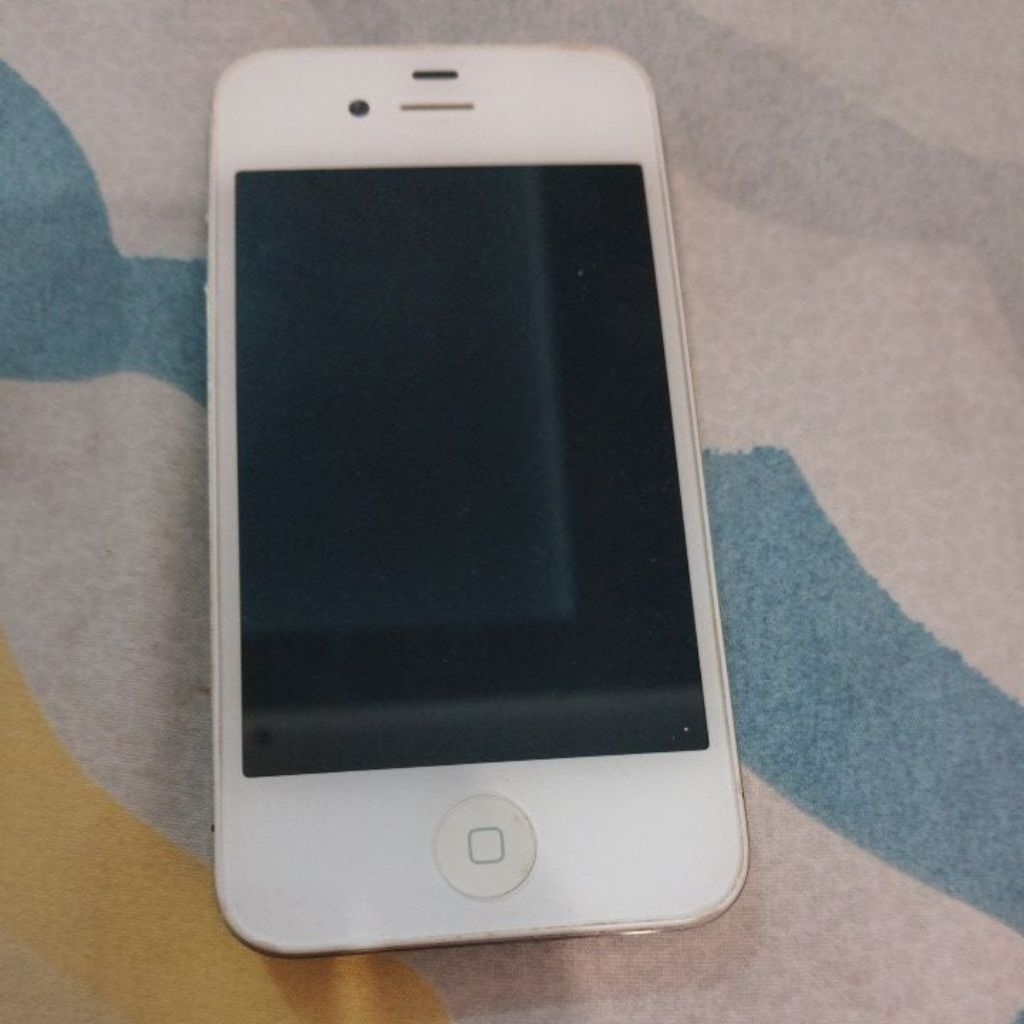Iphone 4S Second  rusak batrai