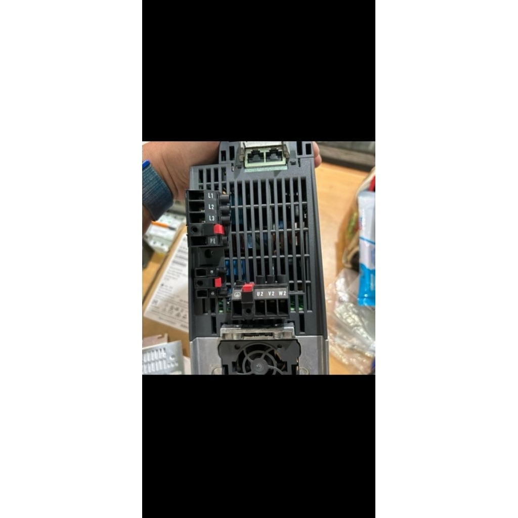 INVERTER SIEMENS 6SL3210-1KE21-3AF10 G120C 5.5KW MOTOR DRIVER IC
