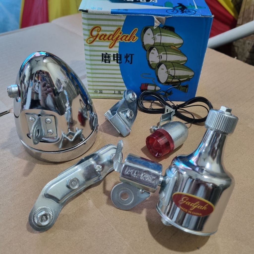 Lampu dinamo sepeda Onthel Dinamo Jadul