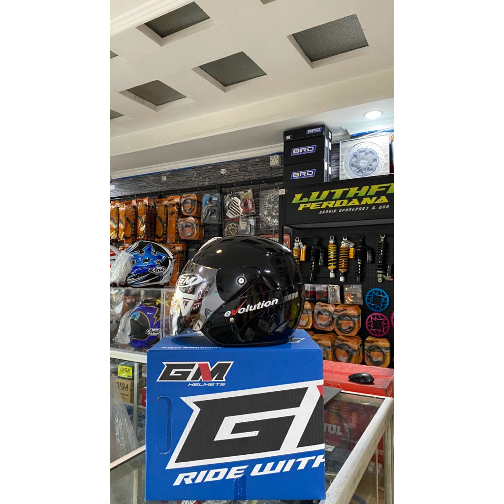 HELM GM EVOLUTION BLACK SIZE L