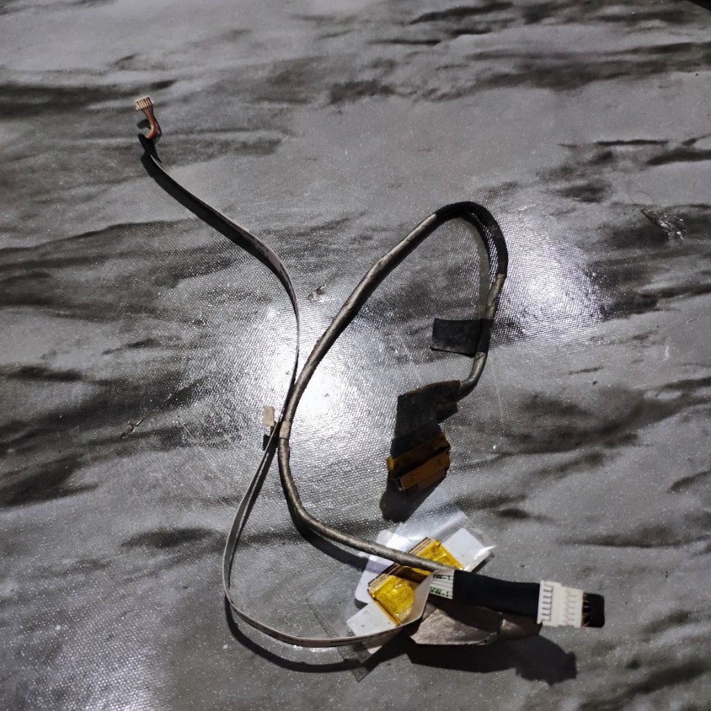 Fleksibel flexible LCD lcd laptop Toshiba satelite L645