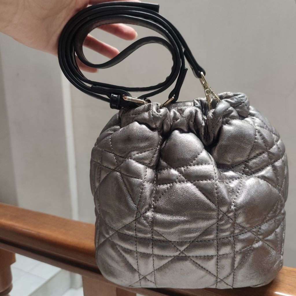 Tas bucket quilted slempang bahu tali rantai motif ala dior slingbag shoulder
