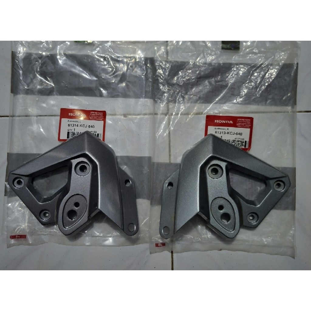 GARNIS R GARNIS L TIGER REVO 61314KCJ640 61313KCJ640 KUPINGAN LAMPU TIGER REVO DUDUKAN VISOR TIGER R