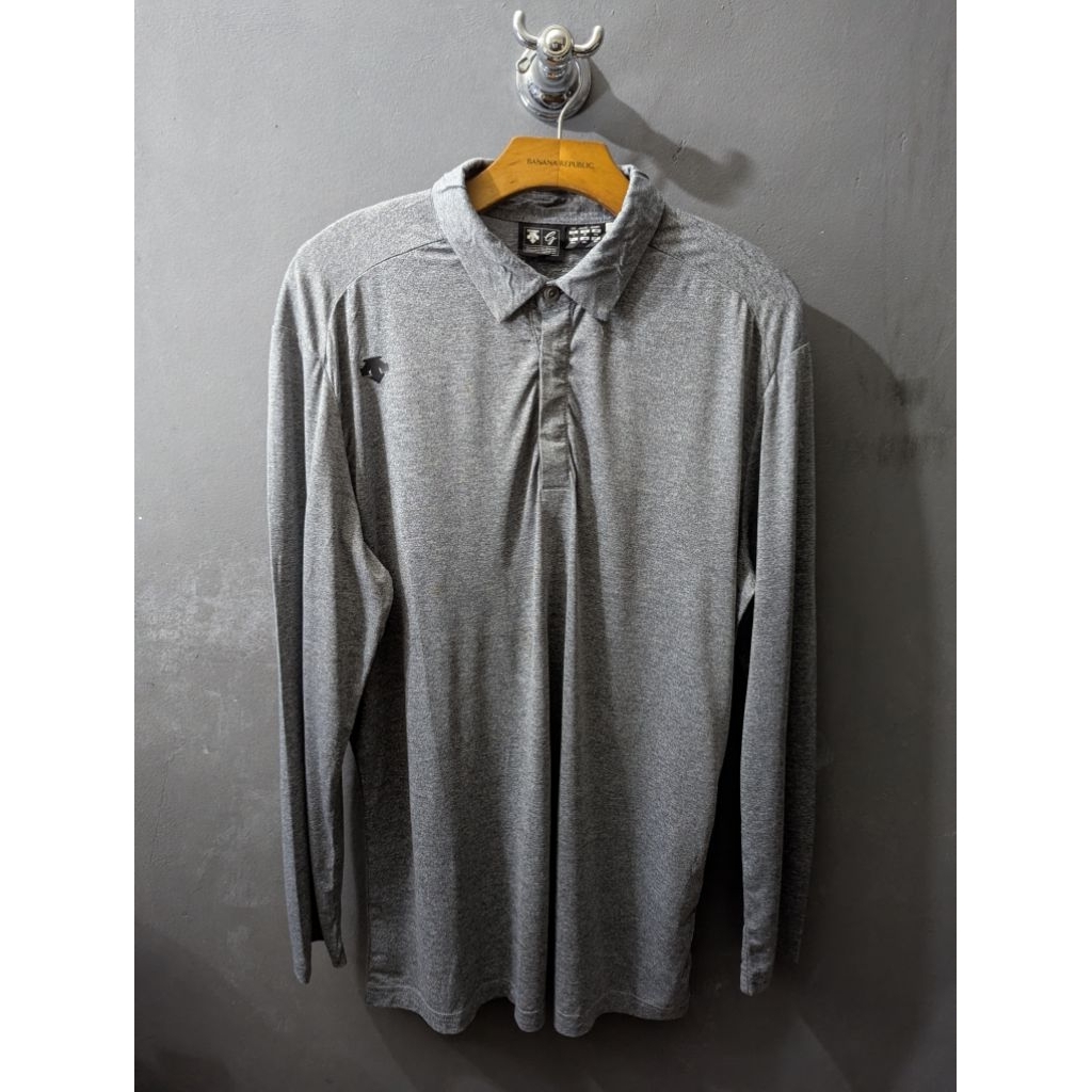 Kaos olahraga Descente original size XL sport