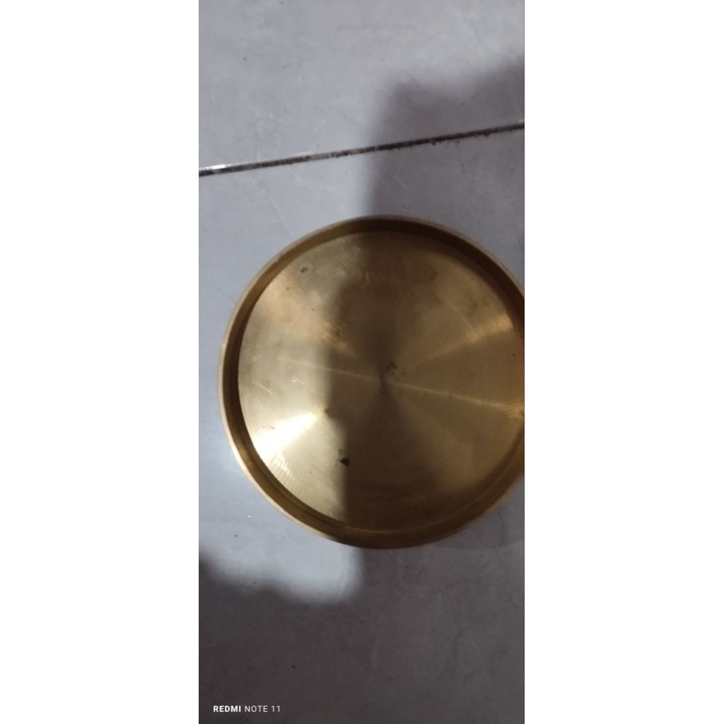 LOYANG LEKER UK 16 (KUNINGAN)