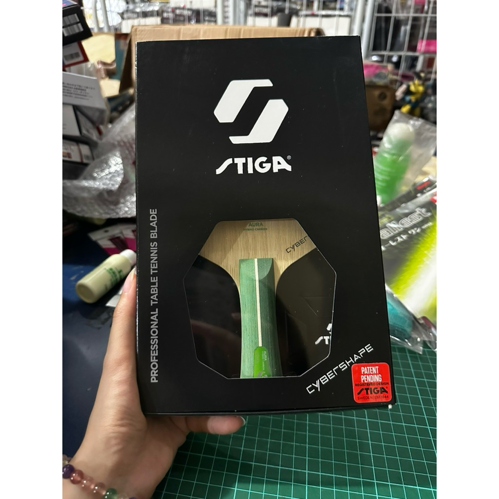 STIGA CYBERSHAPE AURA HYBRID CARBON