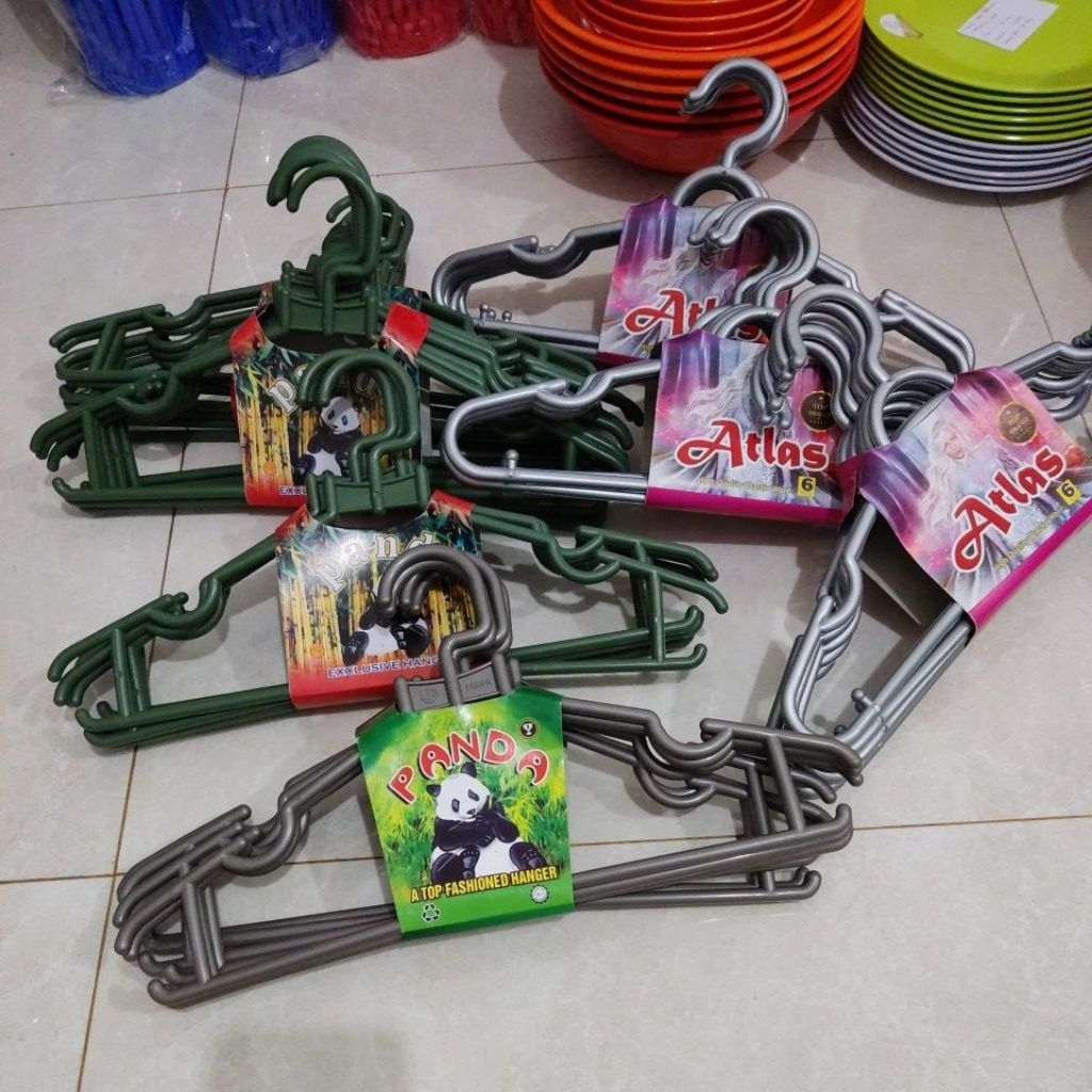 Aneka Hanger Plastik / Hanger Plastik Panda isi 6 pcs / Hanger Plastik Atlas isi 6 pcs / Hanger Baju