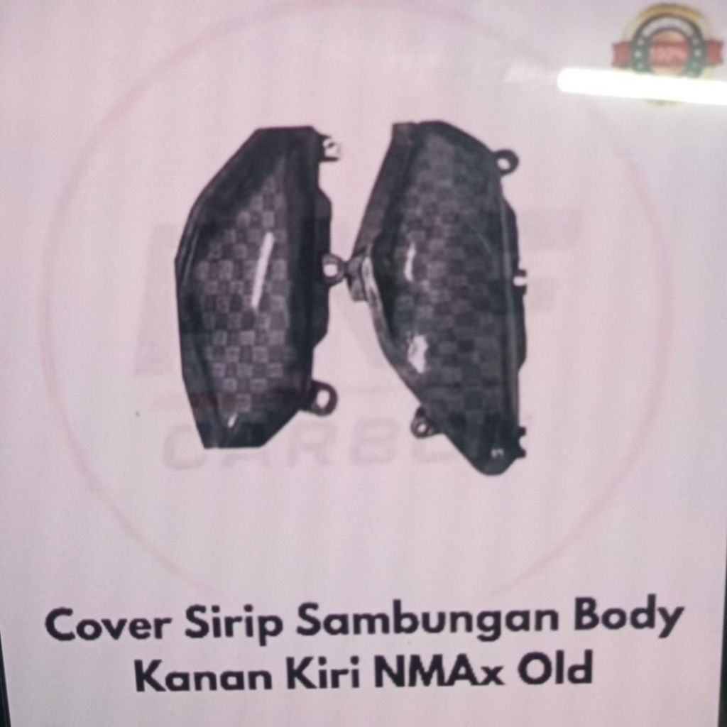 Sirip sambungan body kanan kiri nmax old