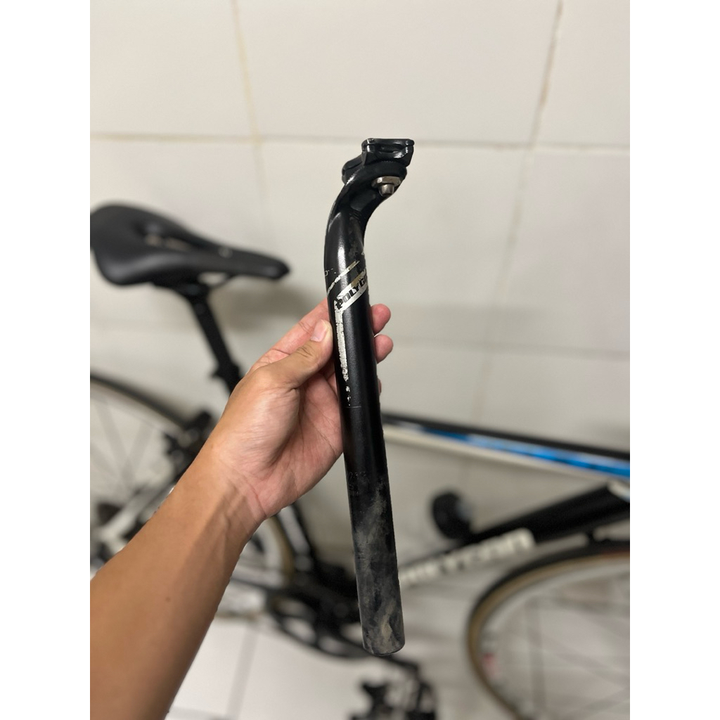 Seatpost Polygon Helios 27.2