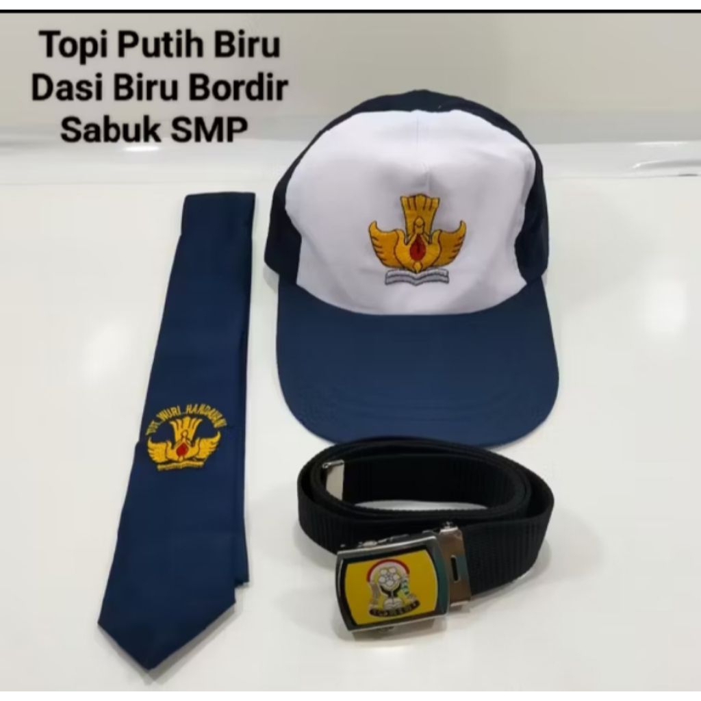 Topi Dasi Ikat Pinggang SMP SMA Negeri Cewek Cowok Belakang Karet Logo Bordir