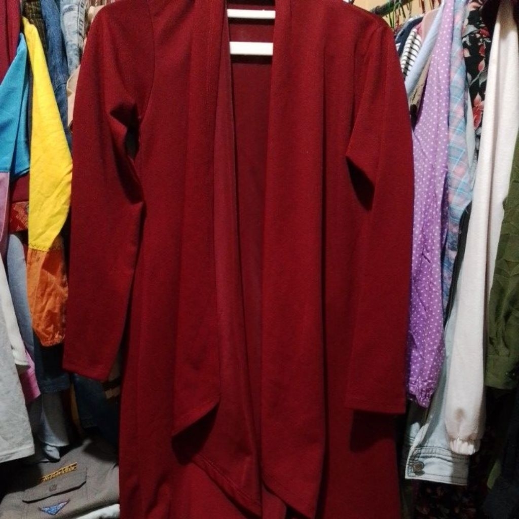OUTER MERAH MAROON