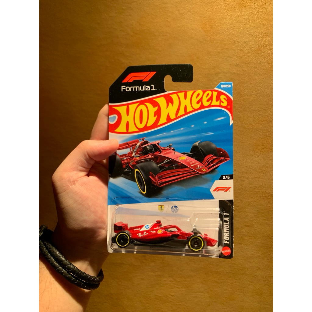 Hot Wheels Formula 1 Scuderia Ferrari HP F1 Team SF25 # 16 Charles Leclerc - 44 Lewis Hamilton - 55 