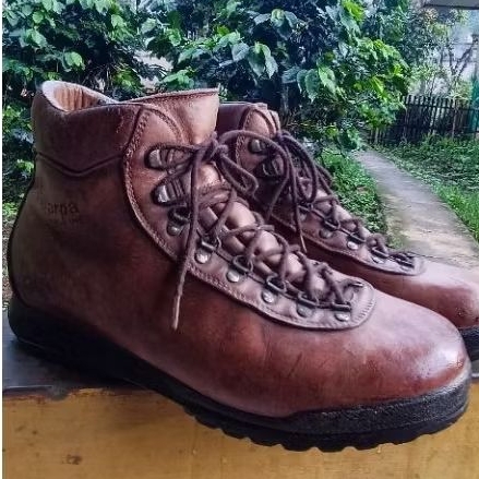 Sepatu Bots Kulit Scarpa Made in Italy