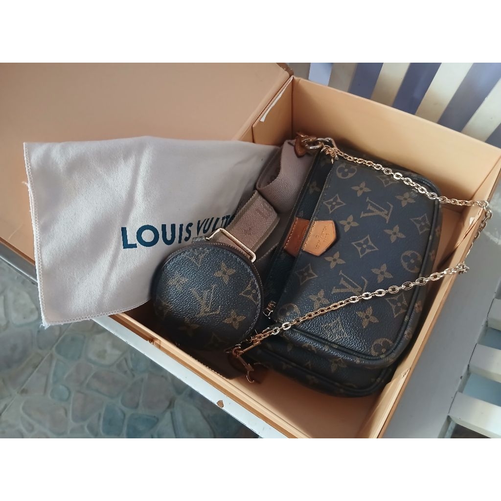 Multi Pochette LV Monogram 2019 Preloved