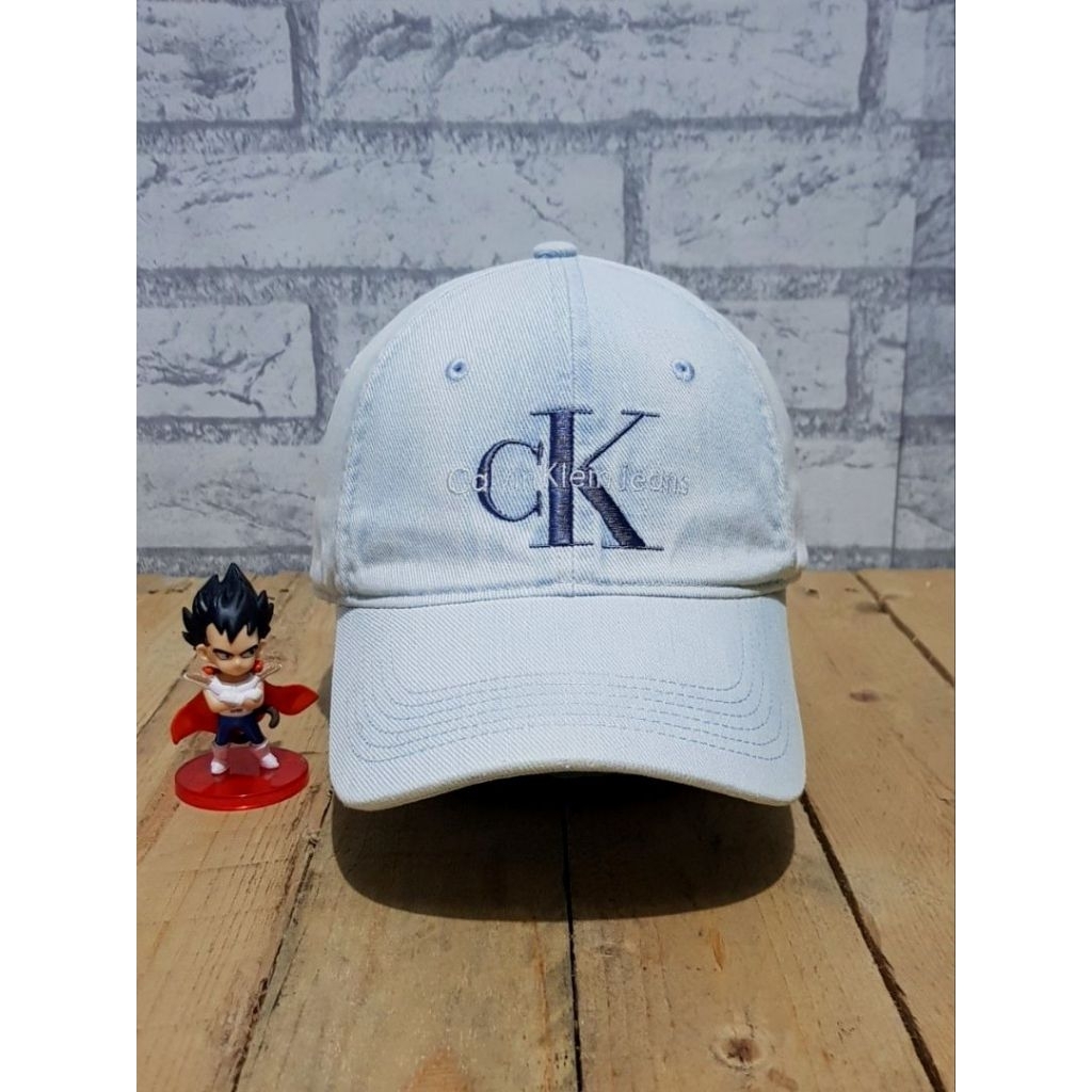 Topi Calvin Klein Jeans Monogram - Denim Wash