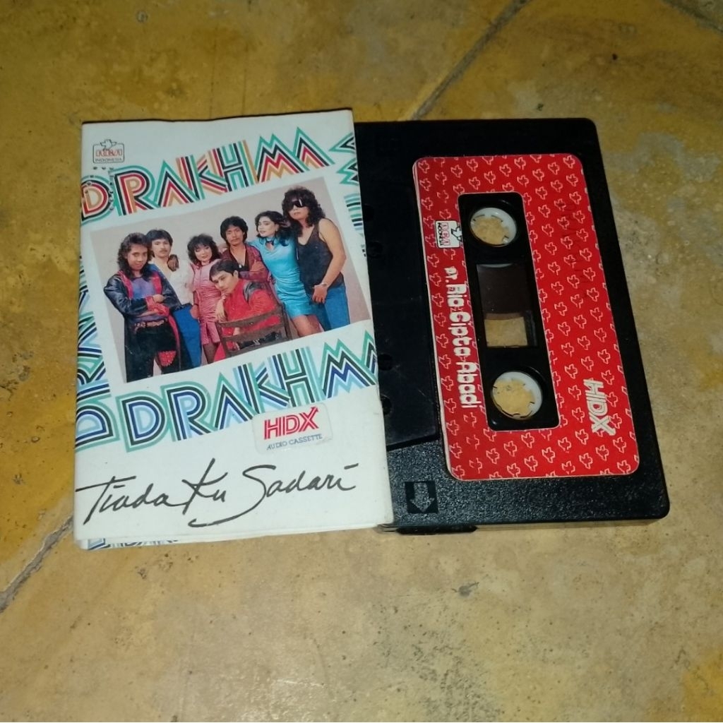 kaset pita: Drakhma-Tiada Ku sadari