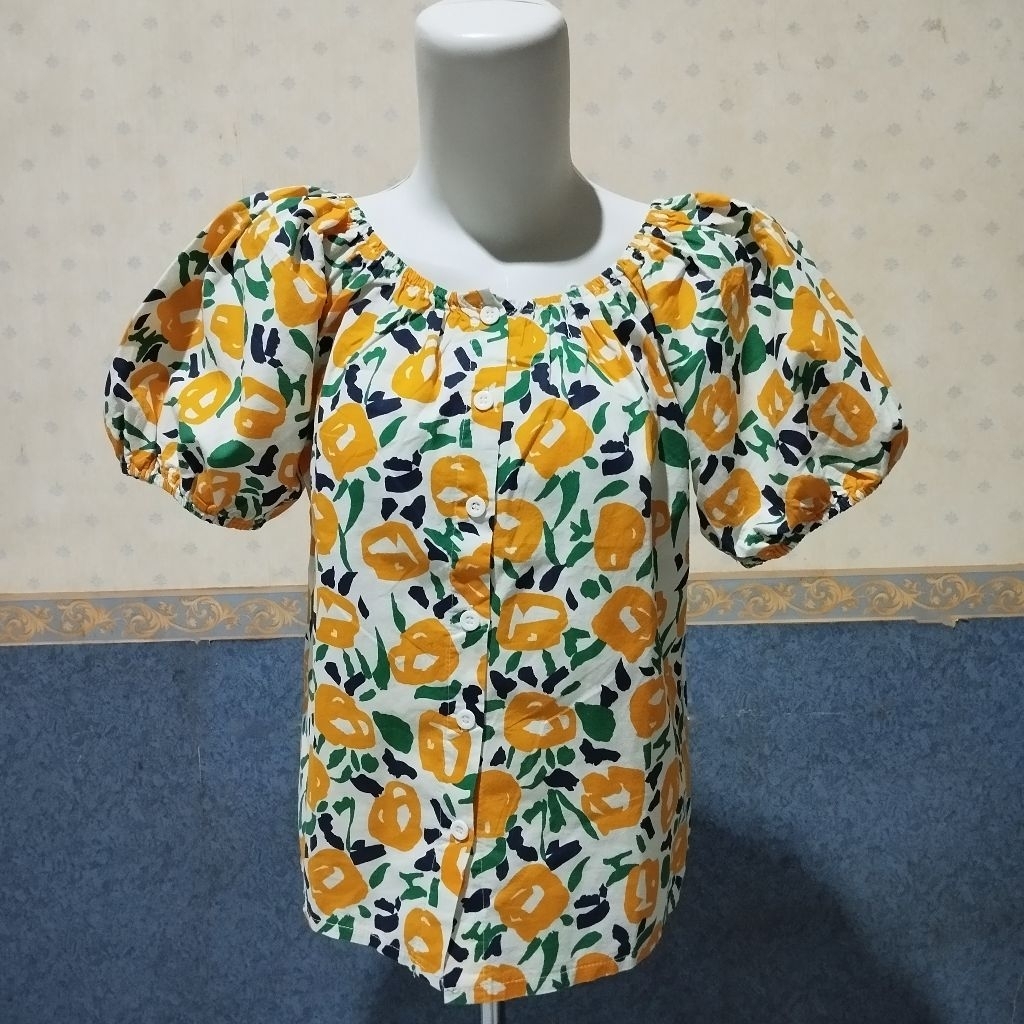 A72326 Sale Atasan Wanita Lengan Pendek Balon Semi Crop Motif Bunga Bunga Kuning, Bisa Sabrina