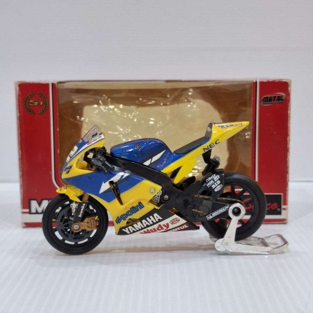 Saico Diecast Yamaha YZR-M1 James Toseland #52 2008