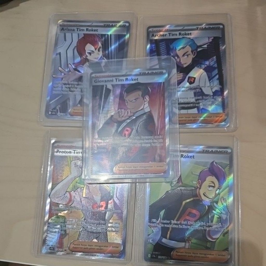Trainer Tim Roket SR Kehadiran Juara Indo (Giovani, Ariana, Archer, Proton, Petrel) Pokemon TCG Indo