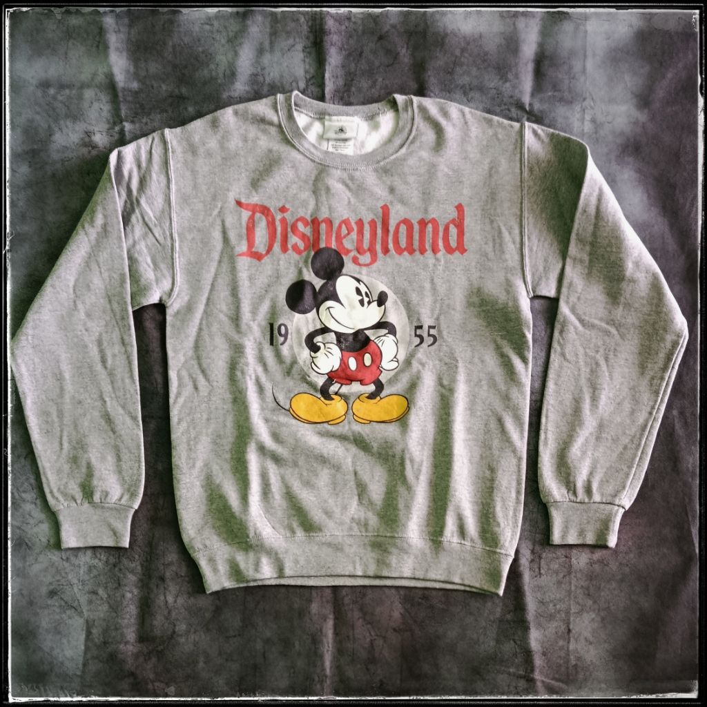 Sweater crewneck vintage 90's Disneyland Mickey Mouse buildup size M